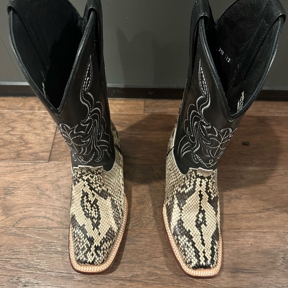Python Snake Cowboy Boots - Picture 1 of 8